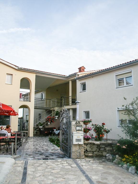 Guest House Croatia Fazana Ngoại thất bức ảnh