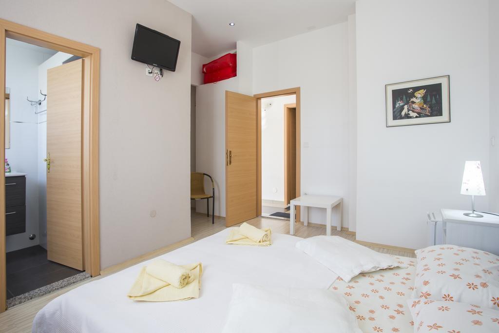 Guest House Croatia Fazana Ngoại thất bức ảnh